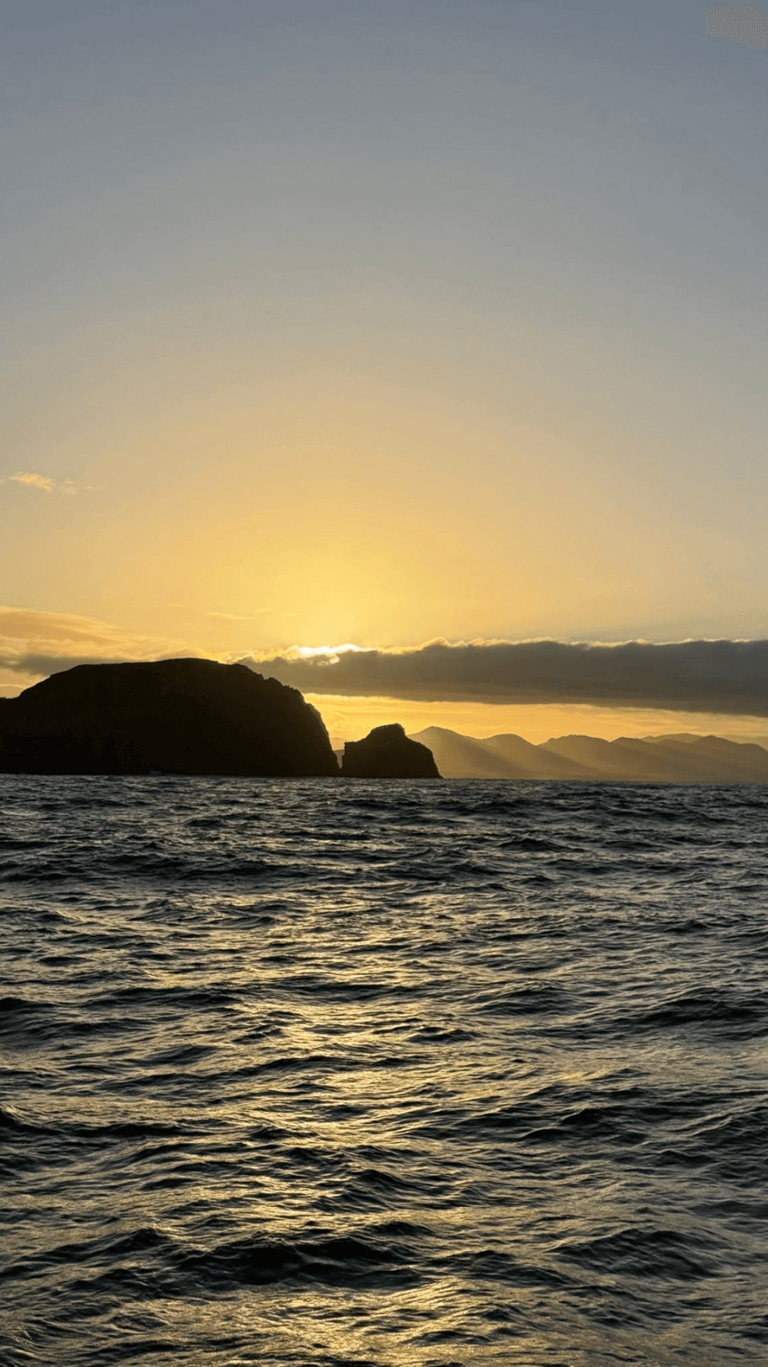 Sunset Boat Tour on the North Coast of São Miguel – An Unforgettable Experience in Ribeira Grande  Discover the stunning north coast of São Miguel, departing from Ribeira Grande, on a sunset boat tour. As the sun sets on the horizon, majestic cliffs and sea caves glow in golden hues, creating a magical and unforgettable atmosphere.  Aboard a comfortable boat, enjoy the serenity of the Atlantic Ocean, feel the gentle breeze, and admire the rich marine biodiversity of the Azores. This tour is perfect for those seeking a moment of relaxation and contemplation, ideal for couples, families, and nature lovers.  Why choose this boat tour in Ribeira Grande?  ✔️ Breathtaking views of the Azorean coast at sunset ✔️ Close contact with nature, with the chance to spot dolphins and seabirds ✔️ Authentic experience, where the flavors of the Azores blend with the sea breeze  Book your sunset boat tour departing from Ribeira Grande now and experience a magical moment in the Azores!